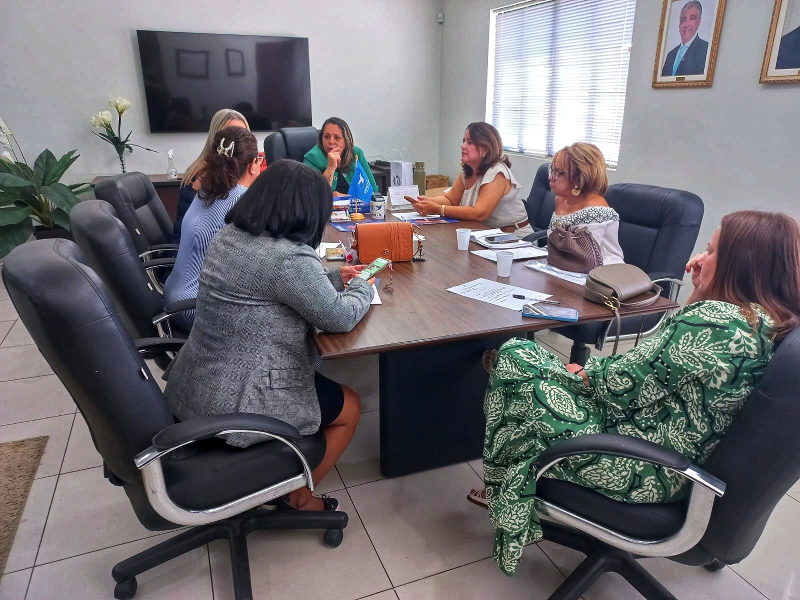 CRECI MULHER DEBATE ATUAÇÃO FEMININA E PROGRAMAÇÃO DO DIA DAS MÃES