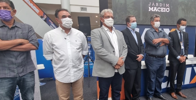 Creci participa da abertura da Feira Minha Casa Própria