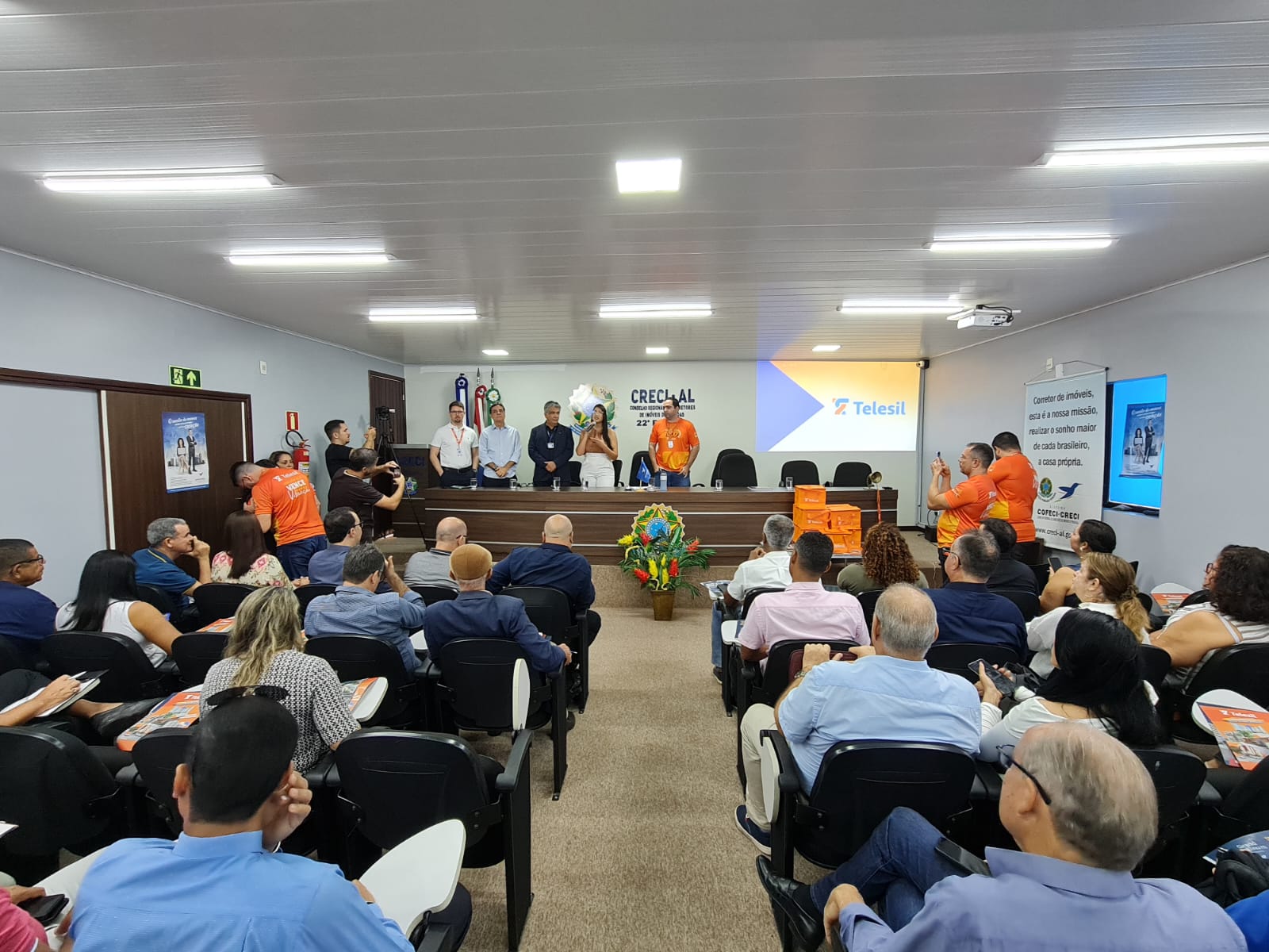 TELESIL PARTICIPA DE ENCONTRO COM CONSTRUTORES NO CRECI TRAZENDO NOVIDADES